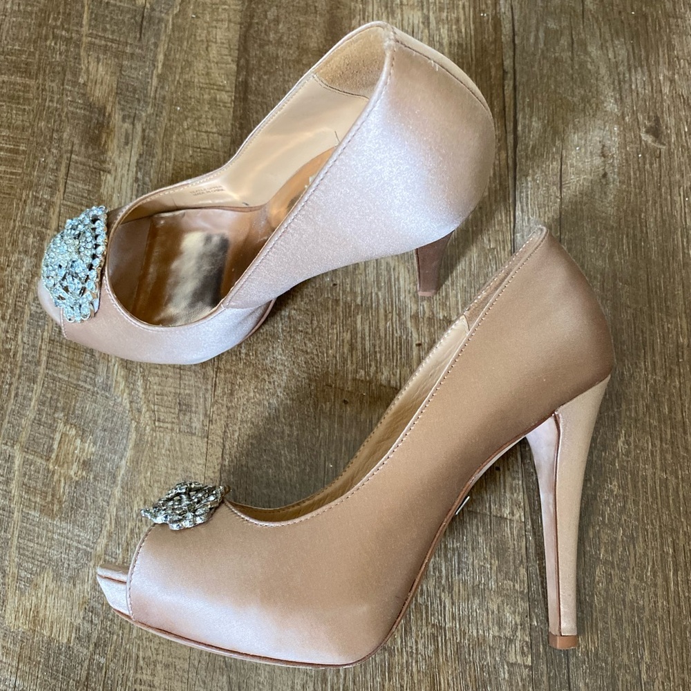 🚨Must Go!🚨 Badgley Mischka Open toe heels